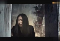 美女吸血鬼吃瓜图片视频,神秘事件背后隐藏的秘密