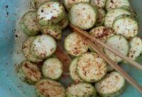 吃烤白瓜视频大全集,美味佳肴尽收眼底