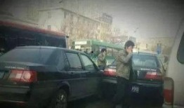 撞车吃瓜视频大全最新网站,惊险瞬间，笑料百出