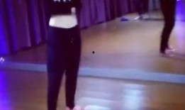 酒吧跳舞吃瓜事件真相视频,真相视频曝光背后的惊人内幕