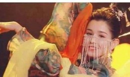 哈妮克孜吃瓜视频,揭秘明星幕后趣事