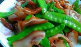 熟猪耳炒蒲瓜可以吃吗视频,熟猪耳炒蒲瓜，营养与口感并存