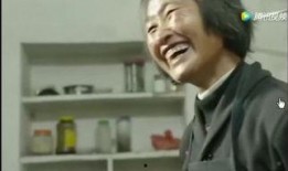 吃瓜大叔大妈和帅哥视频,吃瓜大叔大妈与帅哥的欢乐视频大揭秘