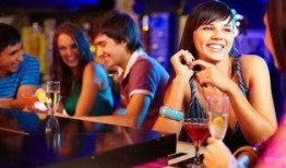 网暴酒吧吃瓜视频,一场舆论风暴的反思