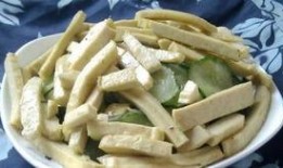 蓝瓜头怎么炒着吃啊视频,家常美味轻松学