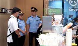 奶茶店店员吃瓜视频,揭秘幕后趣事