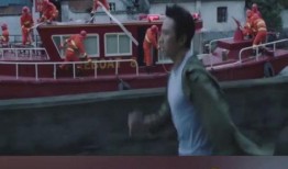 拍摄吃瓜搞笑视频