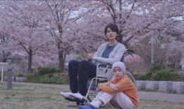 两姐妹去麦地吃瓜视频,共享夏日清凉时光