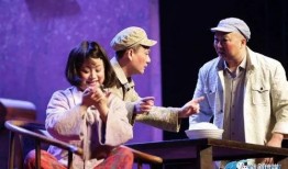 吃瓜看戏摇扇子视频大全