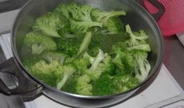 小紫瓜怎么做菜吃视频大全,创意烹饪，美味无限