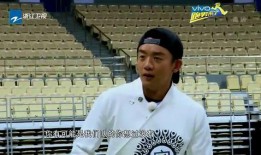 吃瓜男三个视频,揭秘三个视频背后的热点事件