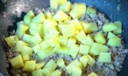 八月瓜吃的最香的视频,视频揭秘吃法最香秘诀