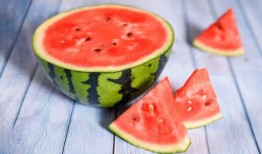 小素和波波吃瓜视频,揭秘娱乐圈幕后故事