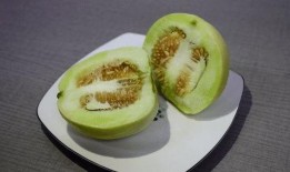 送瓜吃的视频,温馨视频传递邻里温情