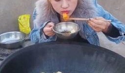 大排骨吃瓜视频