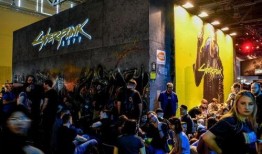 武汉赛博酒吧吃瓜事件视频,一场网络热议的酒吧冲突揭秘