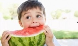 柳瓜小孩儿可以吃么嘛视频,家长必看视频揭秘