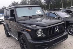 奔驰男吃瓜视频,一场网络热议的围观盛宴