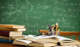 迎新凉亭吃瓜事件视频播放,视频曝光引发网友热议