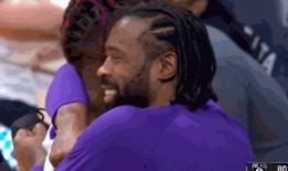 美国吃瓜大笑视频,网友直呼太欢乐！