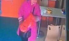 扫地阿姨吃瓜视频播放